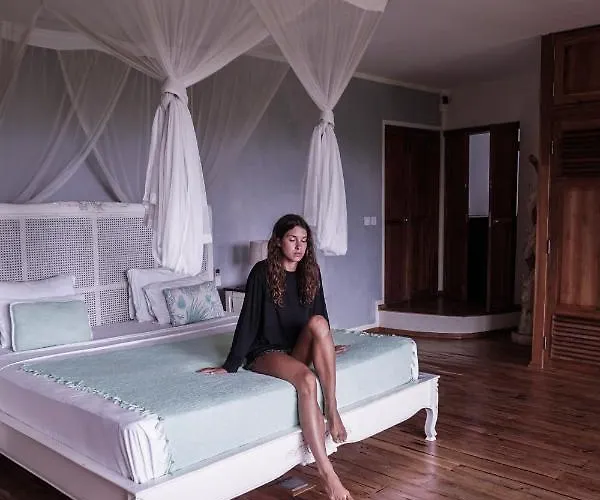 The Mayana House